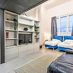 Apartment Gluck Central Station Lofts-2 By Interhome