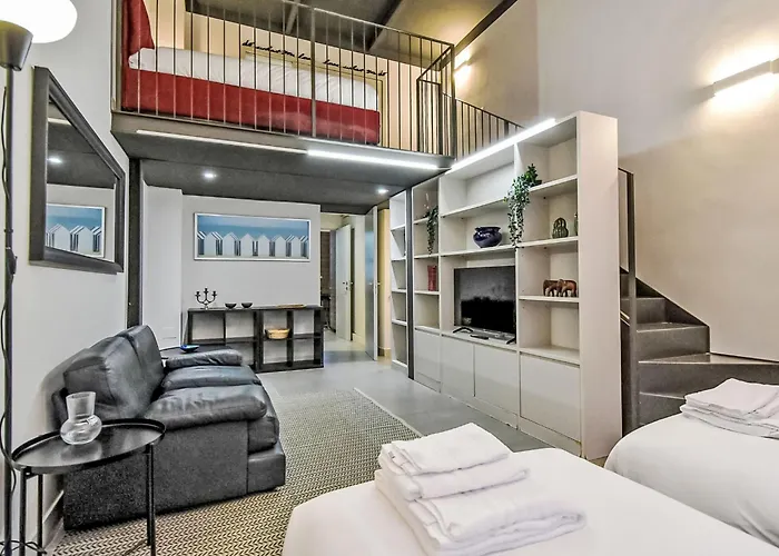 Apartment Gluck Central Station Lofts-2 By Interhome